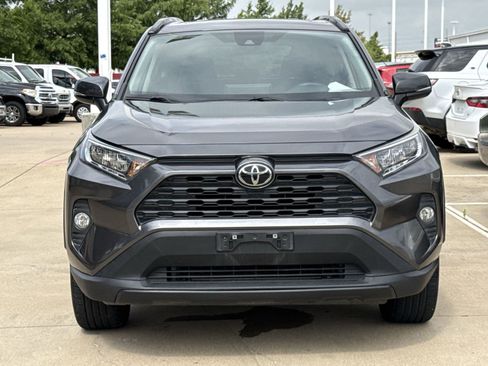Used 2021 Toyota RAV4 XLE Premium FWD image 2