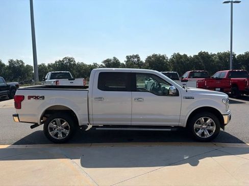 Used 2019 Ford F150 Lariat w/ Equipment Group 502A Luxury AWD/4WD image 6