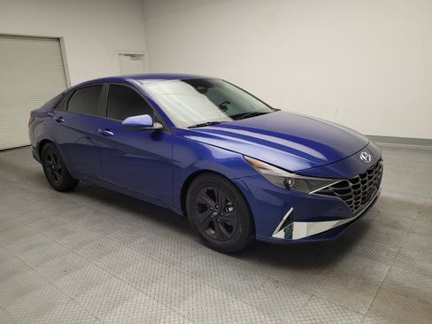 Used 2021 Hyundai Elantra SEL FWD image 13