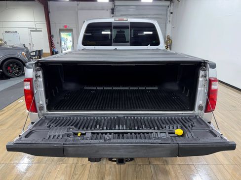 Used 2015 Ford F250 Platinum w/ FX4 Off-Road Package AWD/4WD image 8