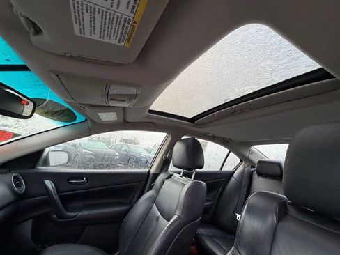 Used 2014 Nissan Maxima 3.5 SV w/ SV Value Package image 23