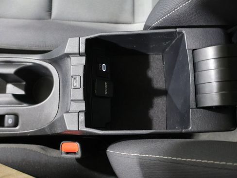 Used 2024 Toyota Corolla LE FWD image 33