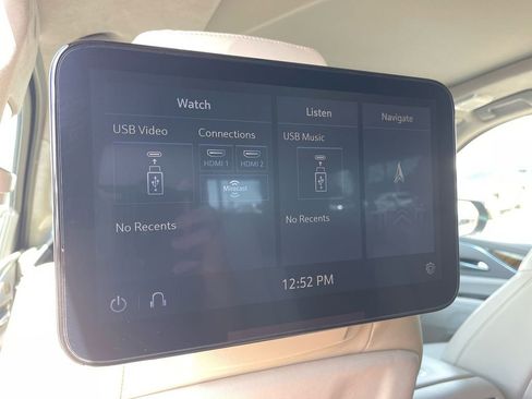 Used 2021 Cadillac Escalade ESV Premium Luxury Platinum image 15