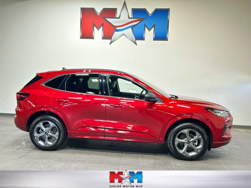 Used 2024 Ford Escape ST-Line w/ Tech Pack #1 AWD/4WD image 1