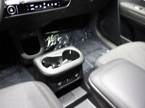 Used 2024 Hyundai Ioniq 5 SEL image 41