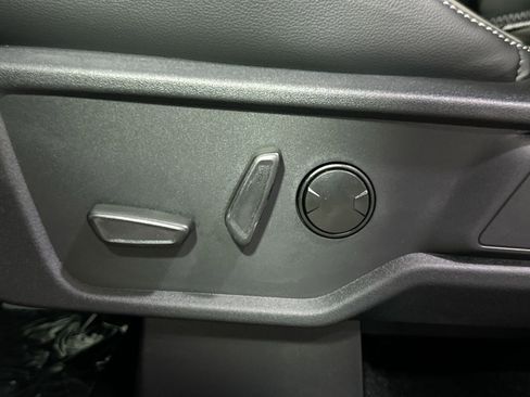 New 2026 Ford Bronco Outer Banks image 15