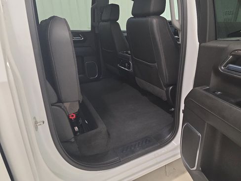 Used 2023 Chevrolet Silverado 1500 LTZ image 8