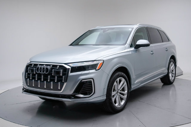 Used 2025 Audi Q7 3.0T Premium Plus AWD/4WD image 1