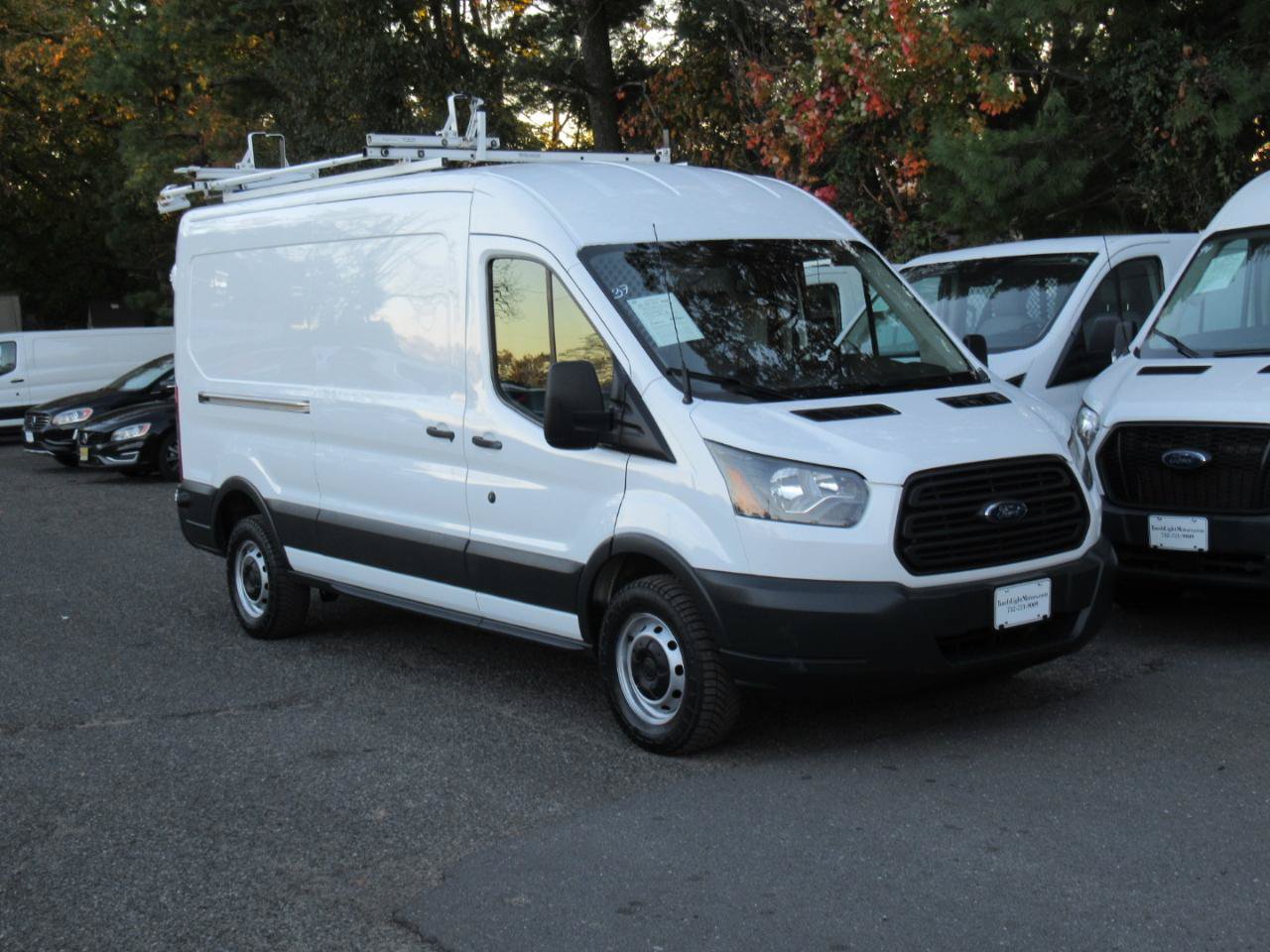 Used 2017 Ford Transit 250 148 Medium Roof RWD image 8