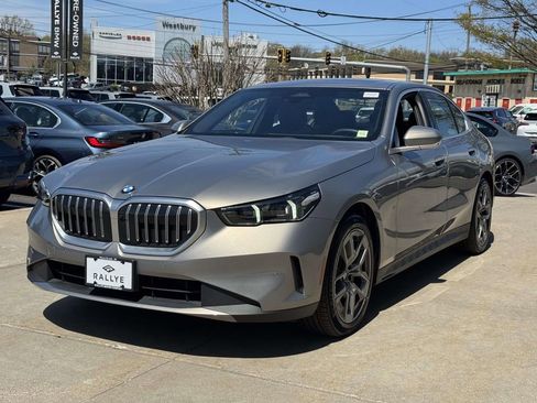 Certified 2026 BMW 530i xDrive w/ Premium Package image 3