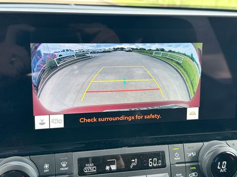 Used 2024 Toyota Grand Highlander XLE image 16