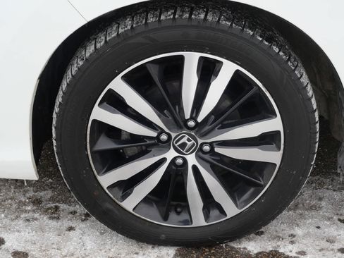 Used 2018 Honda Fit EX image 7