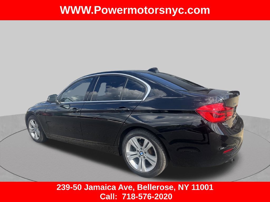 Used 2018 BMW 330i xDrive Sedan w/ Convenience Package AWD/4WD image 3