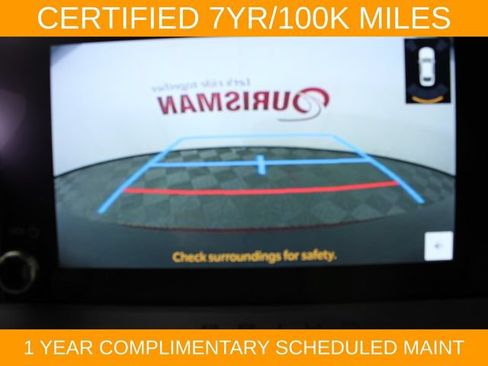 Used 2025 Toyota Prius XLE FWD image 24
