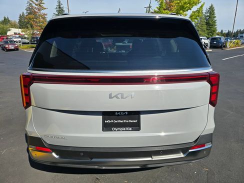 Certified 2025 Kia Carnival SX FWD image 5