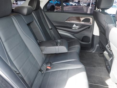 Used 2025 Mercedes-Benz GLE 350 4MATIC w/ AMG Line Exterior image 18