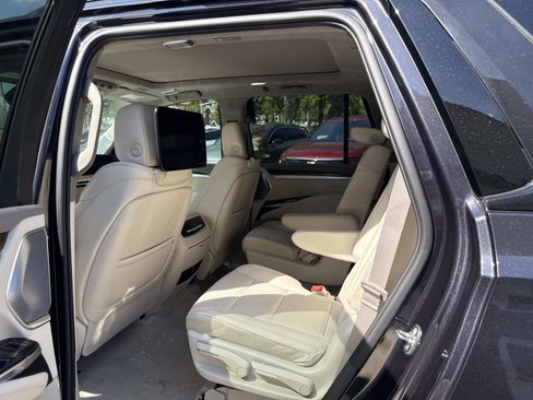 New 2026 Cadillac Escalade Platinum Sport AWD/4WD image 16