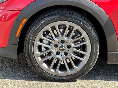 Used 2025 MINI Cooper S FWD image 11