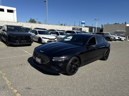 Used 2023 Genesis G70 2.0T w/ Sport Prestige Package RWD image 8