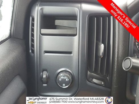 Used 2018 Chevrolet Silverado 1500 Custom w/ Custom Value Package image 18