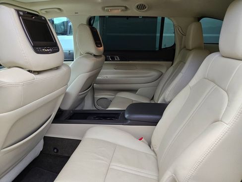 Used 2014 Lincoln MKT AWD w/ Equipment Group 201A image 12