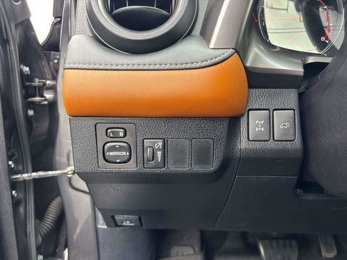 Certified 2016 Toyota RAV4 SE image 18