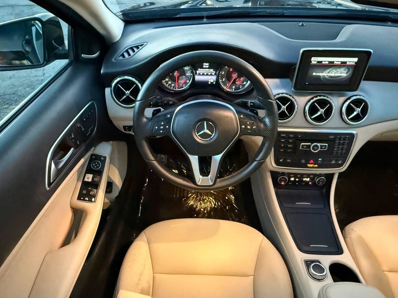 Used 2015 Mercedes-Benz GLA 250 4MATIC w/ Premium Package image 42