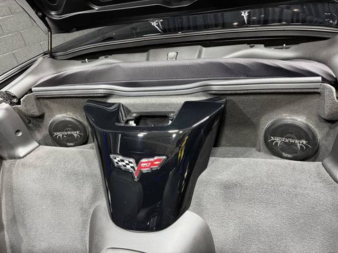 Used 2013 Chevrolet Corvette Convertible image 27