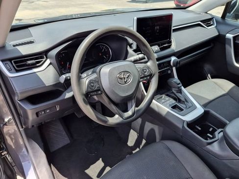 Used 2024 Toyota RAV4 LE AWD/4WD image 30