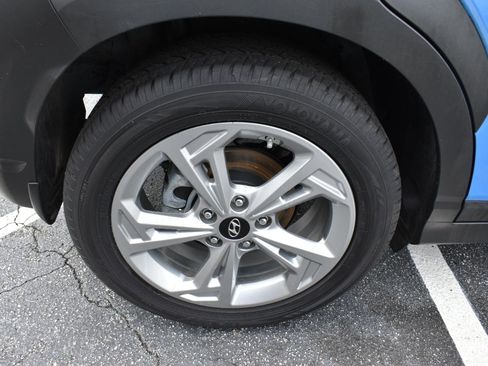 Used 2022 Hyundai Kona SEL w/ Cargo Package FWD image 32