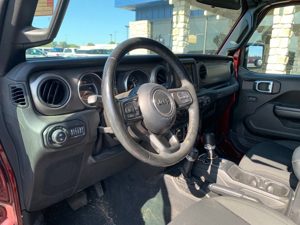 Used 2021 Jeep Gladiator Sport AWD/4WD image 22