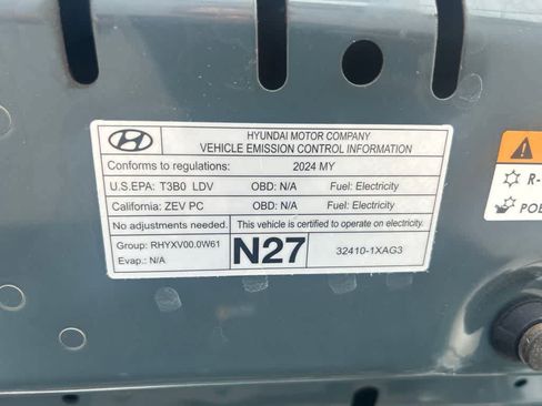 Used 2024 Hyundai Ioniq 5 SEL RWD image 7