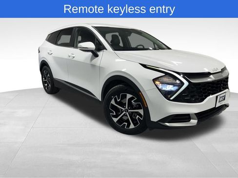 Used 2023 Kia Sportage EX image 6