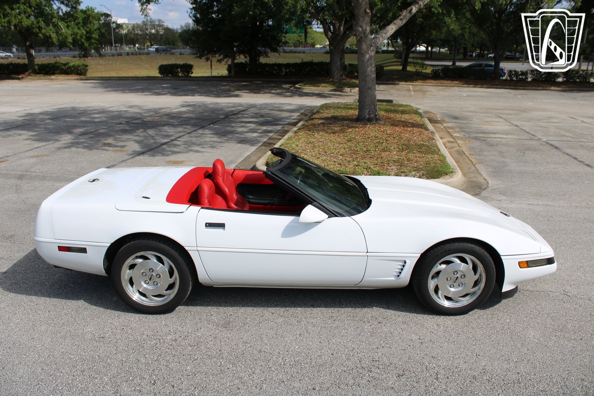 Used 1995 Chevrolet Corvette Convertible RWD image 25
