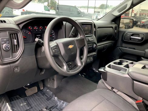 Used 2022 Chevrolet Silverado 1500 Custom image 15