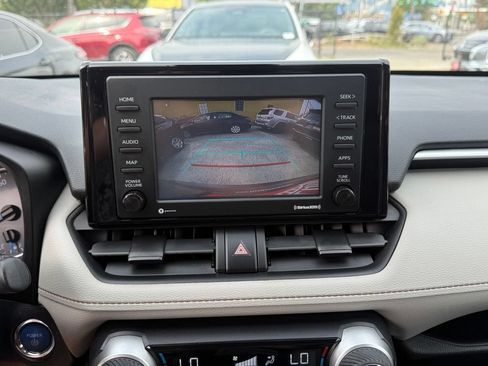 Certified 2021 Toyota RAV4 XLE AWD/4WD image 24