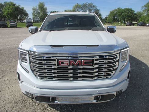 New 2026 GMC Sierra 1500 Denali AWD/4WD image 13