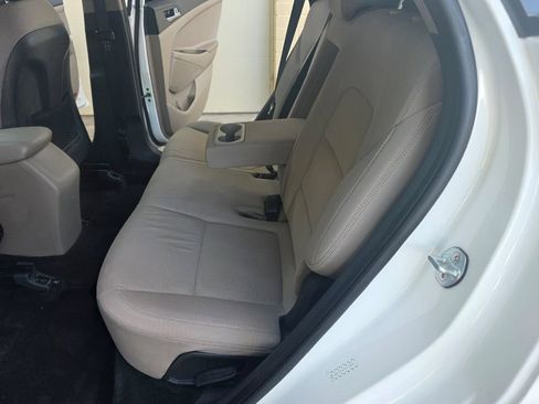 Used 2019 Hyundai Tucson SE FWD image 22