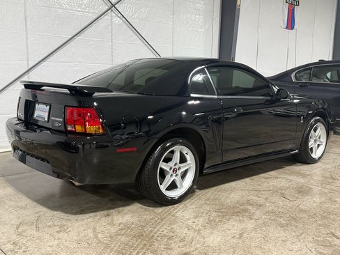 Used 2001 Ford Mustang Cobra image 8