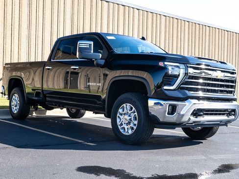 New 2026 Chevrolet Silverado 2500 LTZ image 2