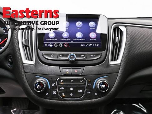 Used 2023 Chevrolet Malibu LT image 12