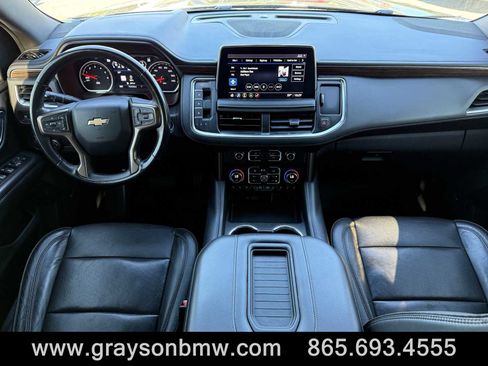 Used 2021 Chevrolet Suburban High Country w/ Premium Package image 17
