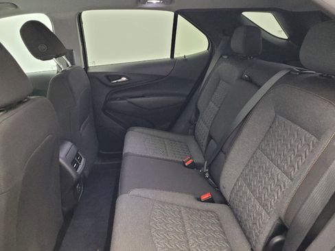 Used 2024 Chevrolet Equinox LT FWD image 18