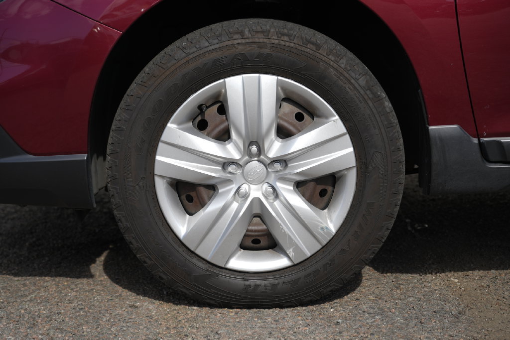 Used 2016 Subaru Outback 2.5i AWD/4WD image 13