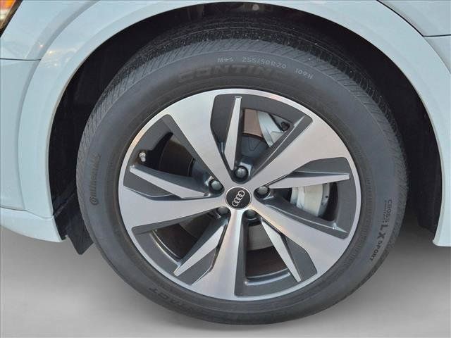Used 2024 Audi Q8 e-tron Premium AWD/4WD image 10