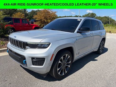 Used 2023 Jeep Grand Cherokee Overland AWD/4WD image 1