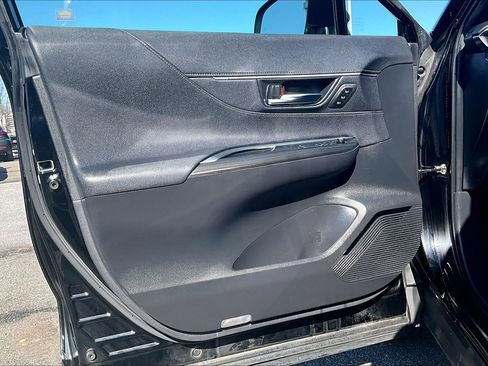 Used 2021 Toyota Venza XLE w/ Softex Package image 21