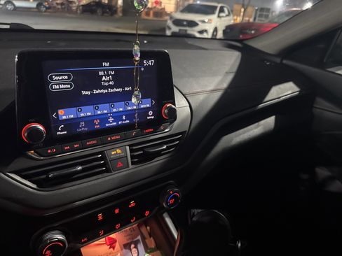 Used 2020 Nissan Altima 2.5 SR image 14