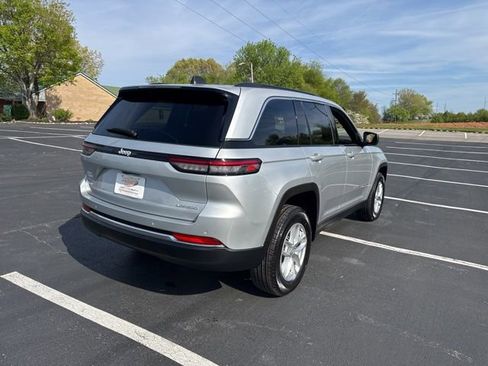 New 2026 Jeep Grand Cherokee Laredo X AWD/4WD image 7