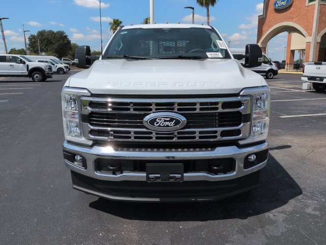 New 2027 Ford F350 XL w/ XL Chrome Package AWD/4WD image 3
